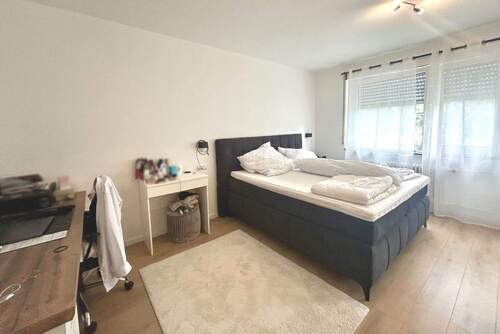 Schlafzimmer 1. OG Mitte - 