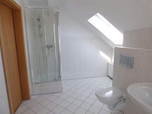 Bad - 2 Zimmer Etagenwohnung zur Miete in Leipzig