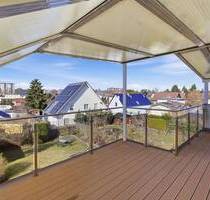 Dachgeschosswohnung mit Weitblick, Sonnenterrasse und angenehmer Wohnatmosphäre - Berlin Britz