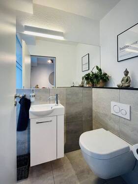 Gäste-WC - 5 Zimmer Einfamilienhaus in Krefeld