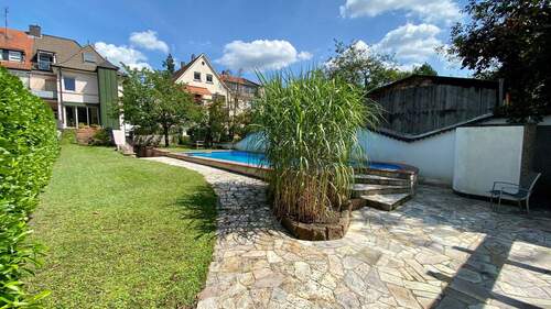 Gartenansicht - 7 Zimmer Einfamilienhaus in Aschaffenburg