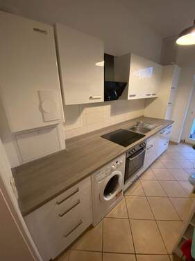 EBK - Etagenwohnung mit 63,00 m&sup2; in Leipzig zur Miete