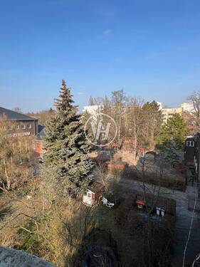 Ausblick vom Balkon - 2 Zimmer Etagenwohnung in Berlin