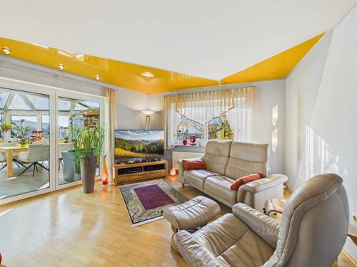 EG Wohnbereich - 5 Zimmer Doppelhaushälfte zum Kaufen in Bretzfeld