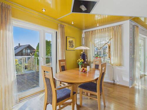 EG Essbereich - 5 Zimmer Doppelhaushälfte in Bretzfeld