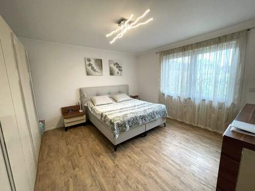 Schlafzimmer_EG - 