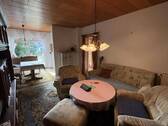 Wohn- / Esszimmer - 