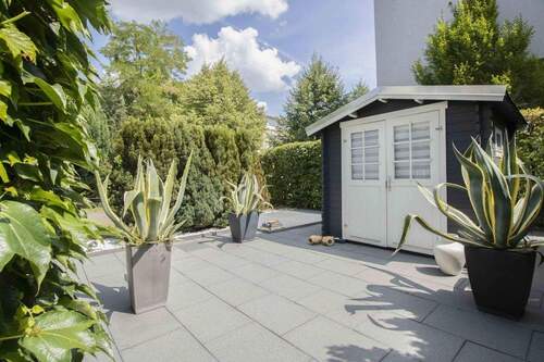 Terrasse hinten - 