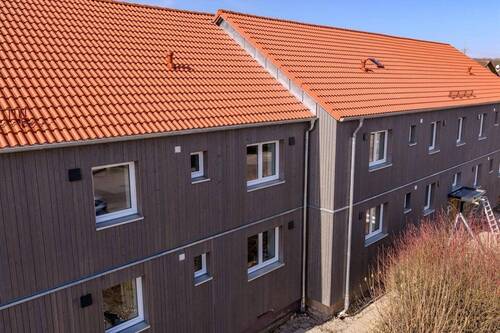 Außenansicht - Erstbezug nach Sanierung - moderne 2-Zimmerwohnung in grüner Umgebung