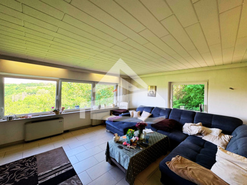 Wohnzimmer.png - 5 Zimmer Einfamilienhaus zum Kaufen in Trier