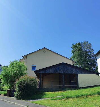 REH Kassel - 4 Zimmer Reihenendhaus in Kassel