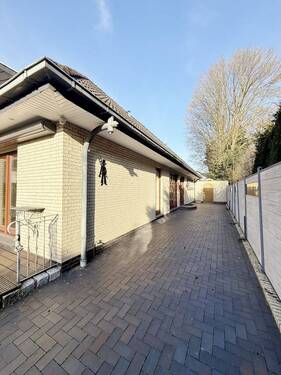Hier geht es lang! - 5 Zimmer Einfamilienhaus zum Kaufen in Stuhr