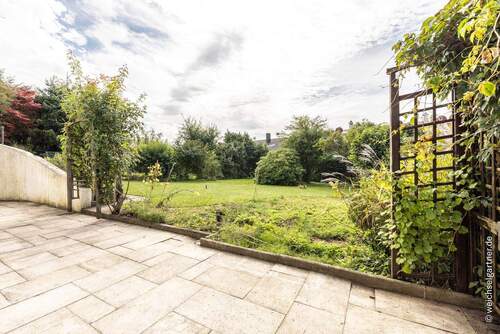Weitere Aufnahme der Terrasse - 
