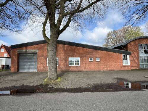 Lagerhalle - Büro mit 300,00 m&sup2; in Stuhr zur Miete