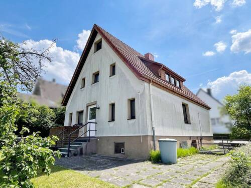 Gartenansicht - 7 Zimmer Einfamilienhaus zum Kaufen in Lage