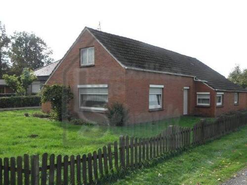 Straßenansicht rechts - 