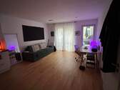 Wohnzimmer.jpeg - 2 Zimmer Etagenwohnung zur Miete in Nürnberg
