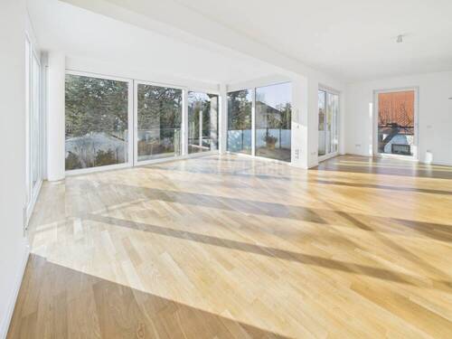 Wohn- und Essbereich - 2 Zimmer Etagenwohnung in München