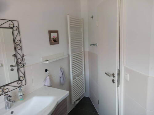 Badezimmer - 1.OG - 