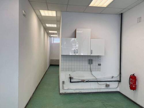 Ladenfläche - 5.JPG - 