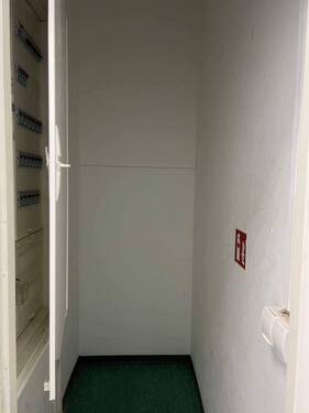 Ladenfläche - 8.JPG - 