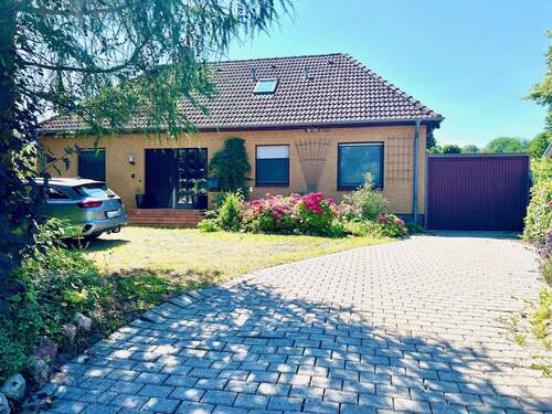 Frontseite - Einfamilienhaus mit 148,00 m&sup2; in Wangels zum Kaufen