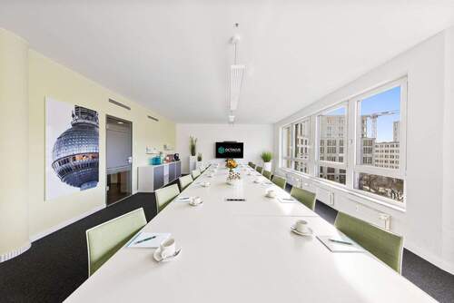 Meetingraum Alexanderplatz bis 42 Personen mit Blick zum Leipzig - 