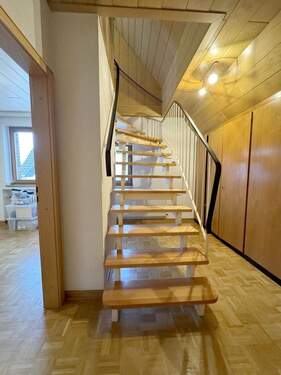 Treppe zum Spitzboden - 