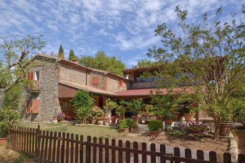 Bild 2 - 5 Zimmer Bauernhaus, Landhaus zum Kaufen in Manciano