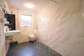 Modernes Badezimmer
- 