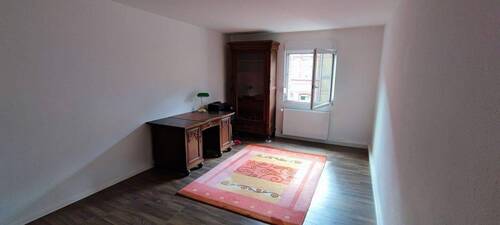 Schlafzimmer 2 / Büro - 