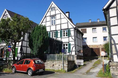 Frontansicht - 6 Zimmer Einfamilienhaus zum Kaufen in Hagen