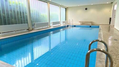 Schwimmbad in der Wohnanlage - Gute Lage in Meckelfeld! Helle 3 Zimmer-ETW mit Schwimmbad und Sauna!
