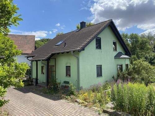 Außenansicht - 4 Zimmer Einfamilienhaus zum Kaufen in Querfurt