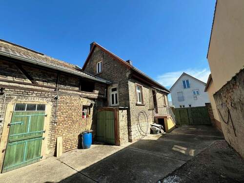 Innenhof - 3 Zimmer Einfamilienhaus zum Kaufen in Bodenheim