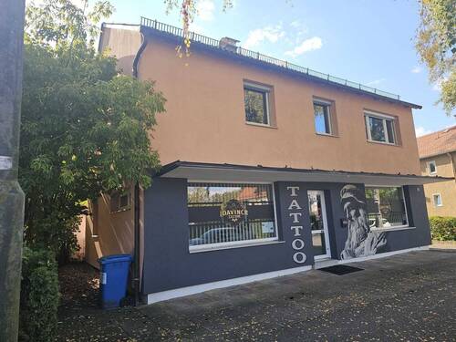 Straßenansicht - +++Wohn-und Geschäftshaus mit vielen Möglichkeiten+++