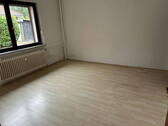Wohnzimmer - 3 Zimmer Etagenwohnung in Bremen