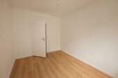 1. Schlafzimmer - Etagenwohnung mit 68,90 m² in Cuxhaven zum Kaufen