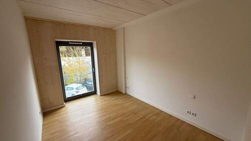 WhatsApp Image 2025-11-19 at 22.18.01(11) - 