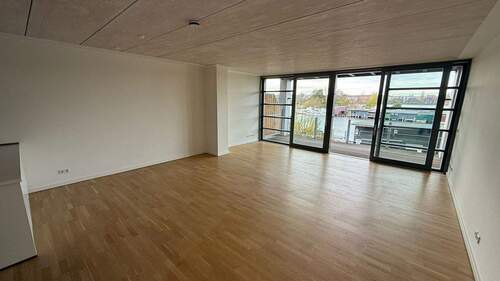 WhatsApp Image 2025-11-19 at 22.18.00(9) - 