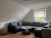 Ein weiteres Schlafzimmer mit stilvoller Schräger und wenig Raumverlust. - 