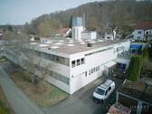 Aussenbild - Gewerbehaus mit Produktionsflächen, Werkstätten, Büros, Wohnung