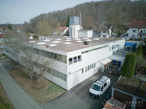 Aussenbild - Gewerbehaus mit Produktionsflächen, Werkstätten, Büros, Wohnung