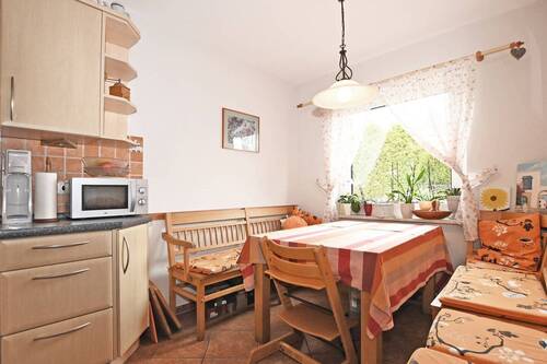 Essecke in der Küche - 3 Zimmer Einfamilienhaus in Hamburg
