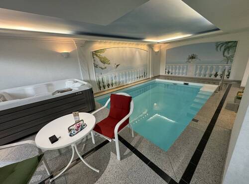 Schwimmbad - 