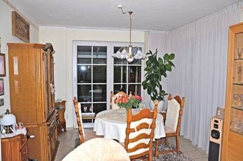 Wohn- und Esszimmer - 