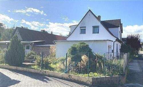 Außenansicht - DHH in Wansleben am See - 120.000,00 EUR Kaufpreis, ca.  120,00 m² Wohnfläche