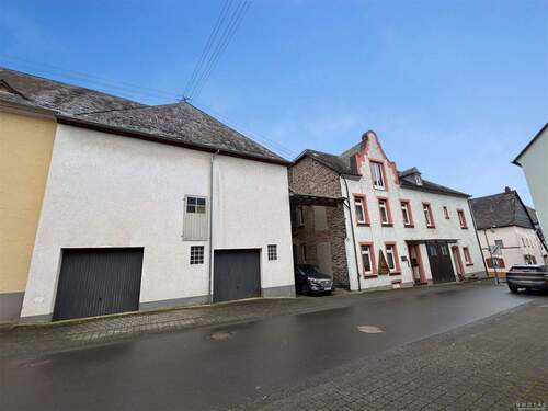 Ansicht - 8 Zimmer Einfamilienhaus zum Kaufen in Brauneberg