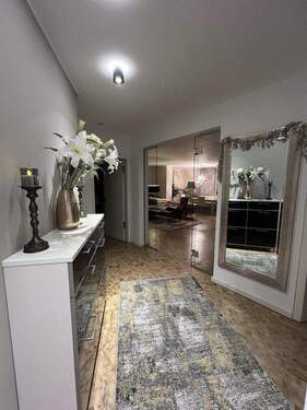 Diele Blick ins Wohnzimmer - 