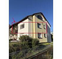 Helle 3 Zimmer-Wohnung mit Balkon, TG- & Außen-Stellplatz in ruhiger Ortsrandlage von Erbstetten! - Burgstetten